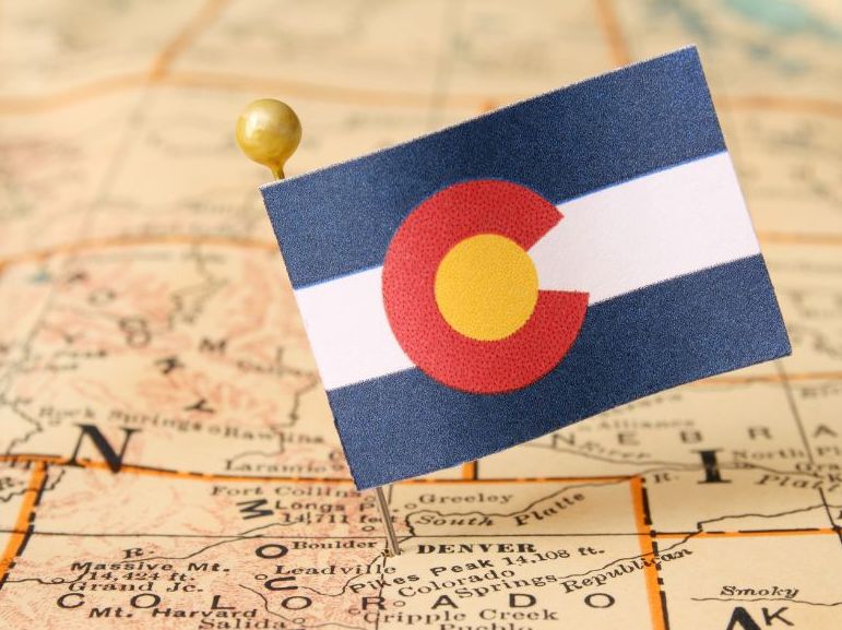  Colorado map and pin